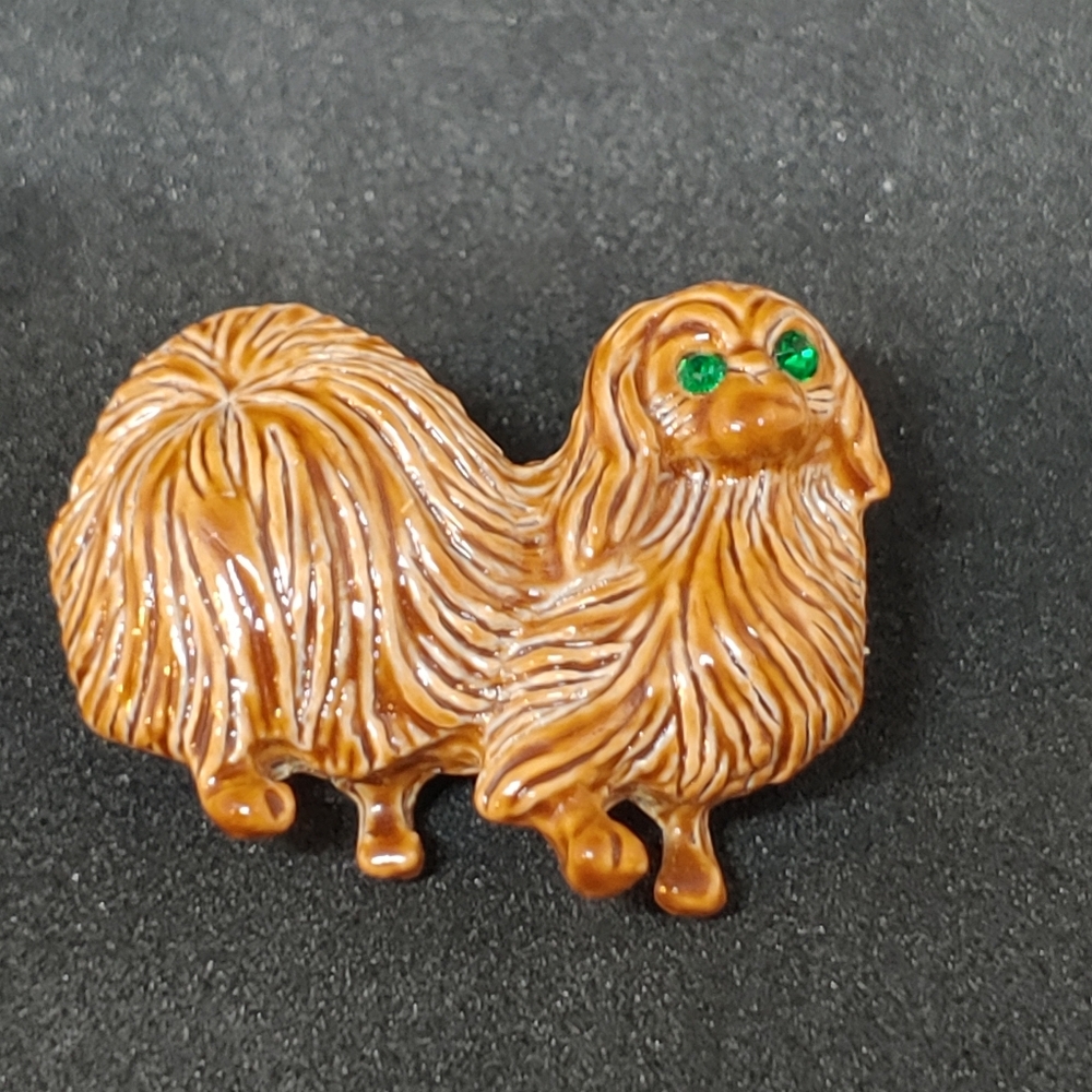 Gerry's Pooch Pekingese Brooch With Green Gemstone Eyes